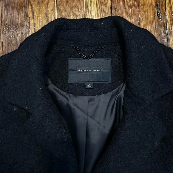 Andrew Marc size 2 long black overcoat - like new ! - Picture 3 of 3